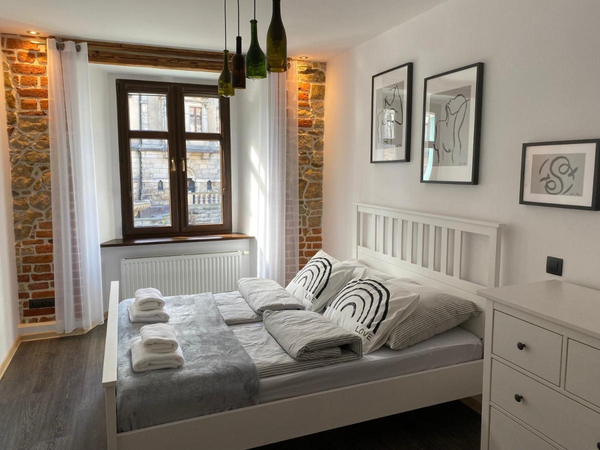 קלודז'קו Apartament Przy Ratuszu מראה חיצוני תמונה