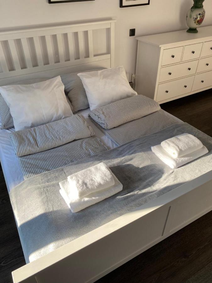 קלודז'קו Apartament Przy Ratuszu מראה חיצוני תמונה