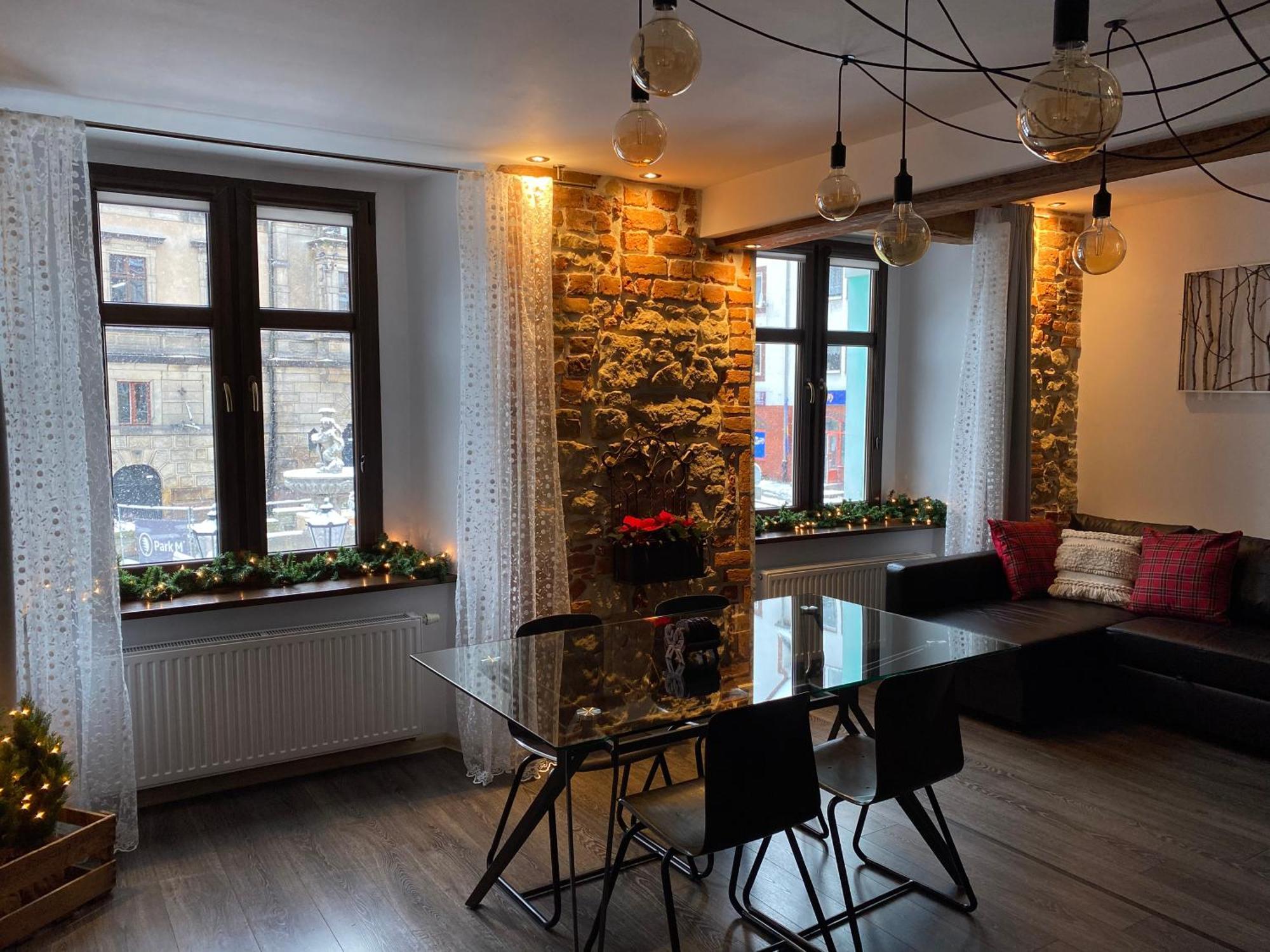 קלודז'קו Apartament Przy Ratuszu מראה חיצוני תמונה